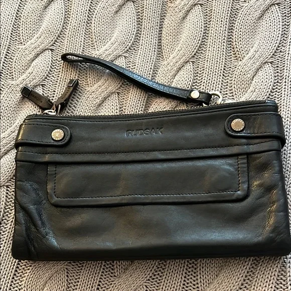 Rudsak Black Leather Wristlet - Picture 1 of 7